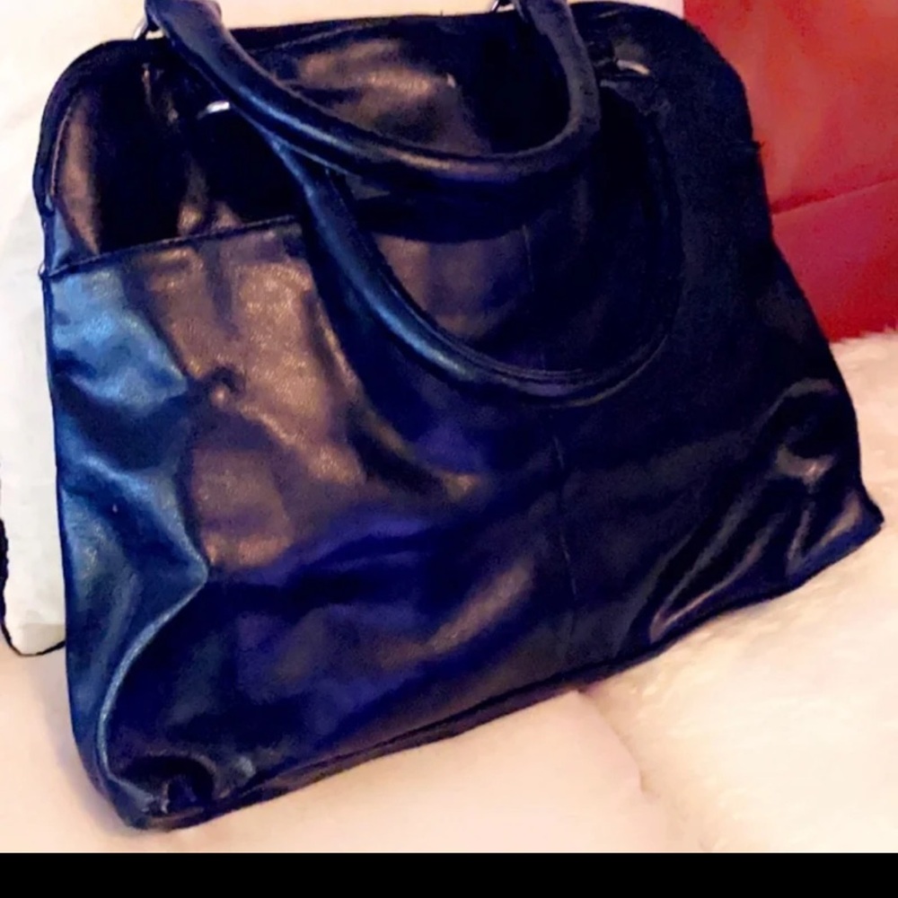 Kenneth Cole - Picture 3 of 4